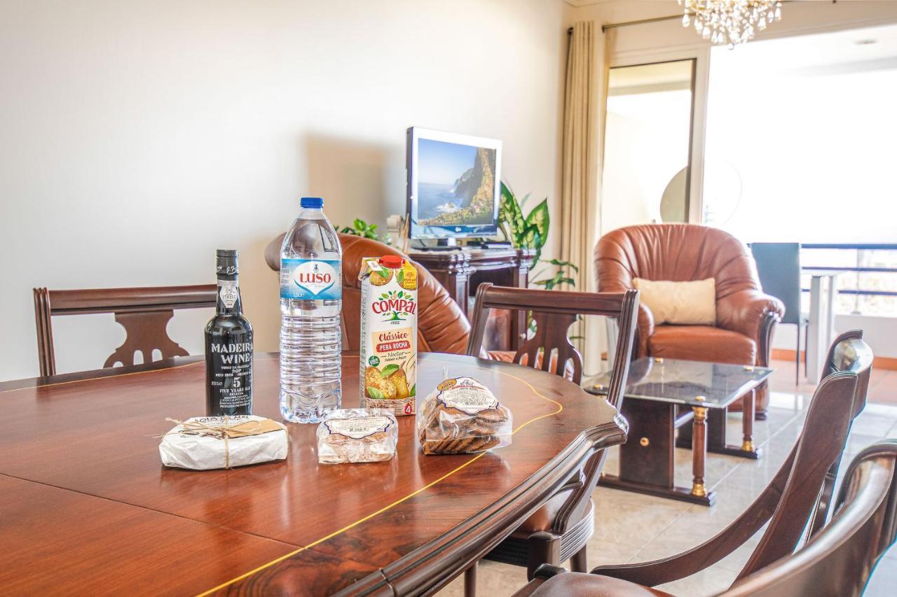 Sea And Sunset View Apartment In Funchal Extérieur photo